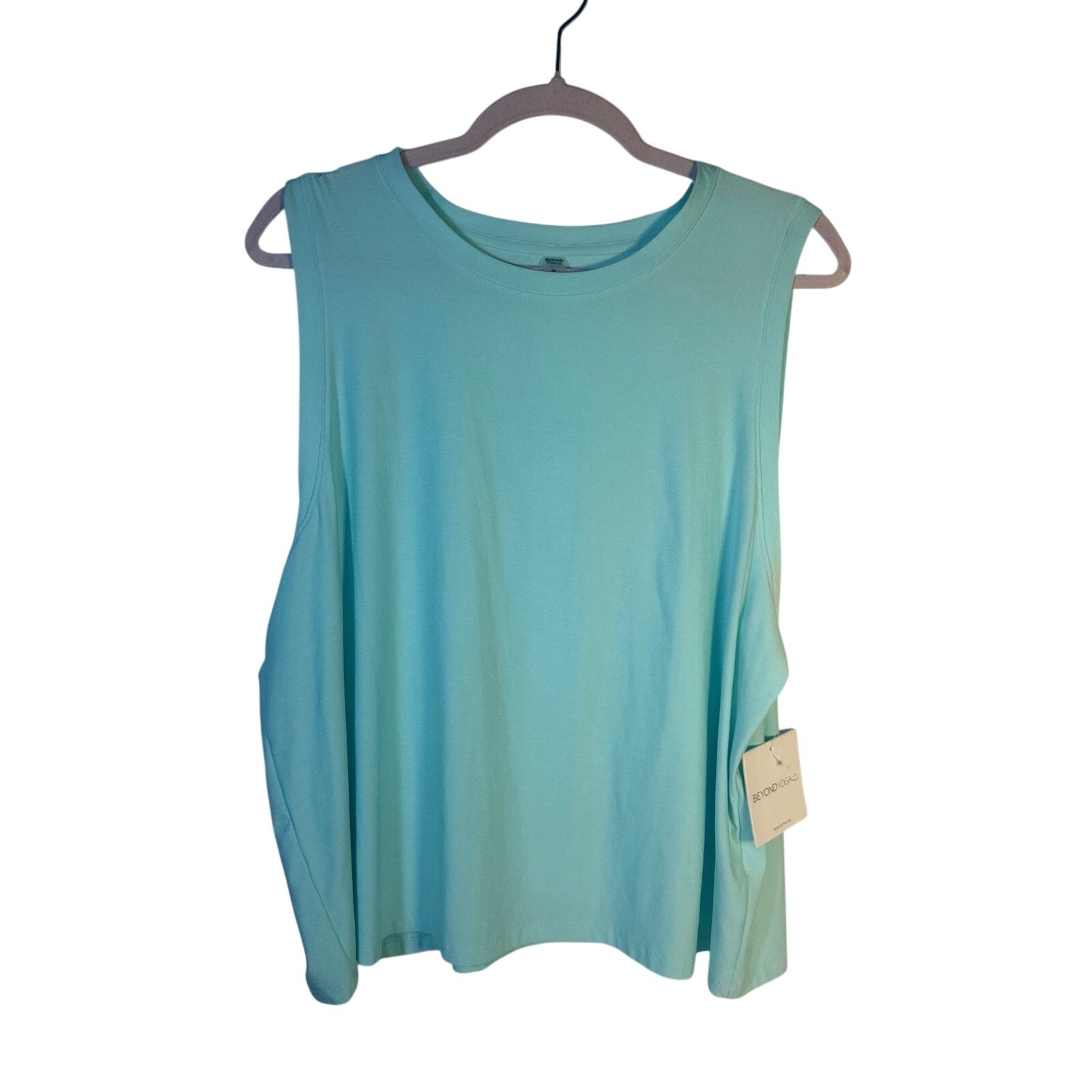 Beyond Yoga women's green sleeveless tank top, new with size 1X, casual athletic wear, soft fabric and relaxed fit.