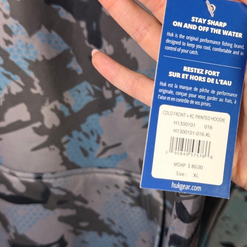 Hulk HUK men's cold front KC camo fishing hoodie in gray blue, size XL, with camouflage pattern and front kangaroo pocket.