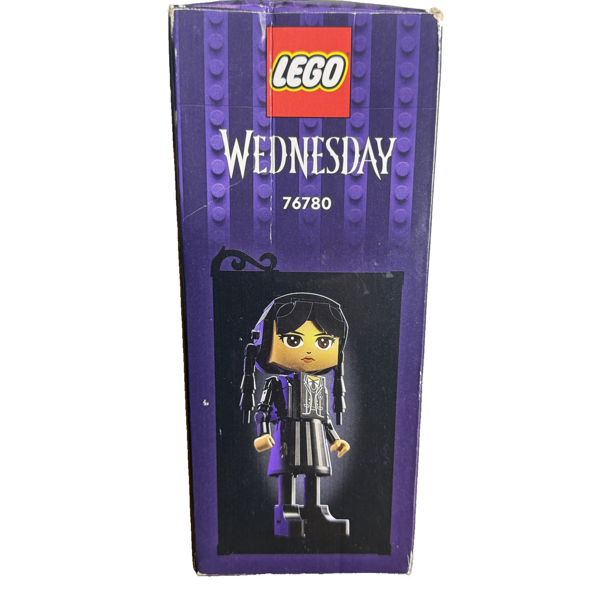 LEGO Wednesday Addams Figure 76780 Build & Rebuild 702 Pieces New Box Wear