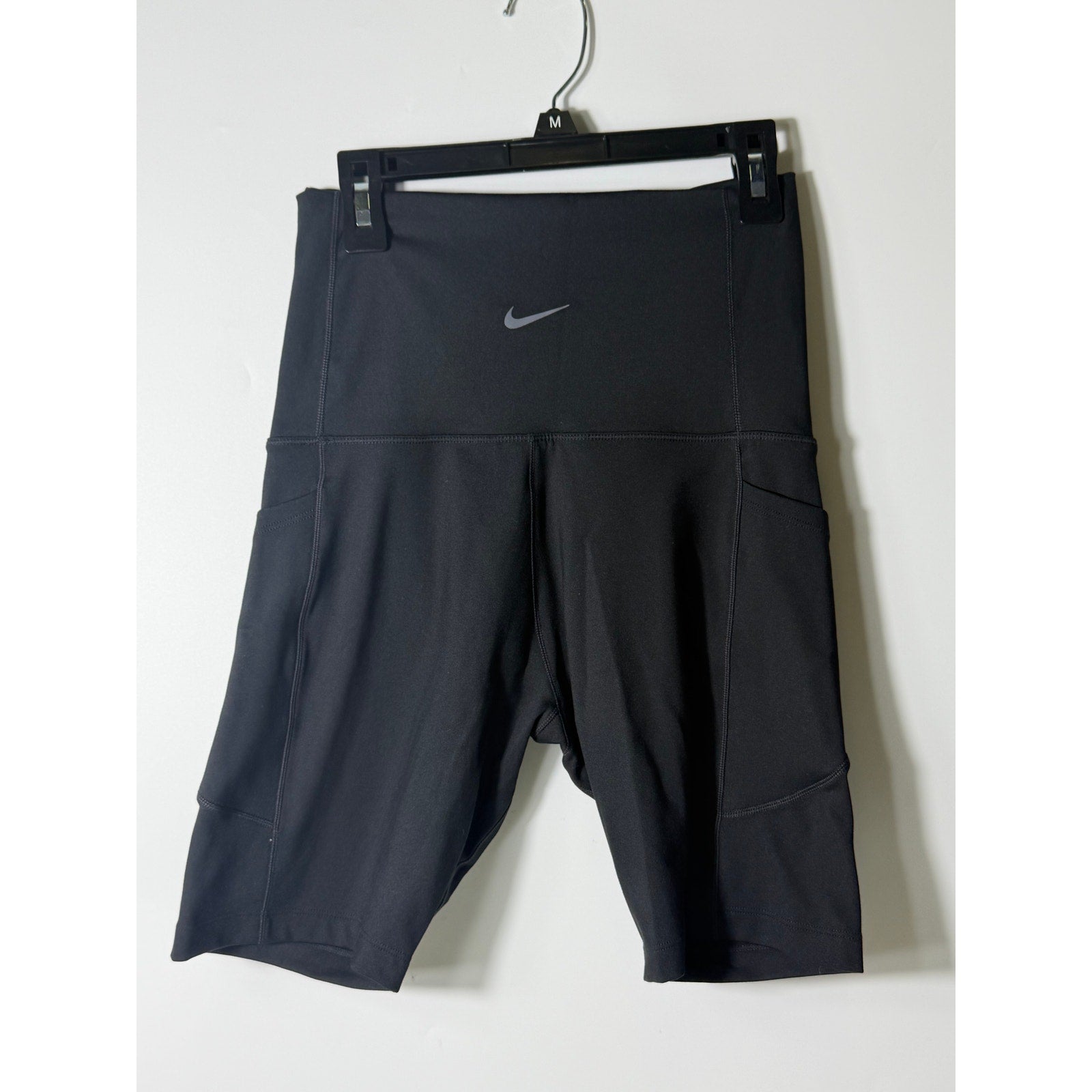 Black Nike One high-waisted training bike shorts for women, small size, featuring a snug fit and athletic design.