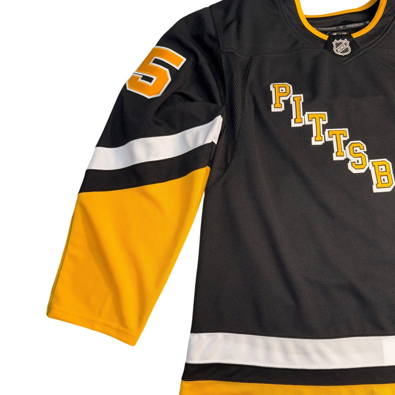 Fanatics Pittsburgh Penguins Erik Karlsson #65 NHL premium hockey jersey size 56, front view with team logo and player name