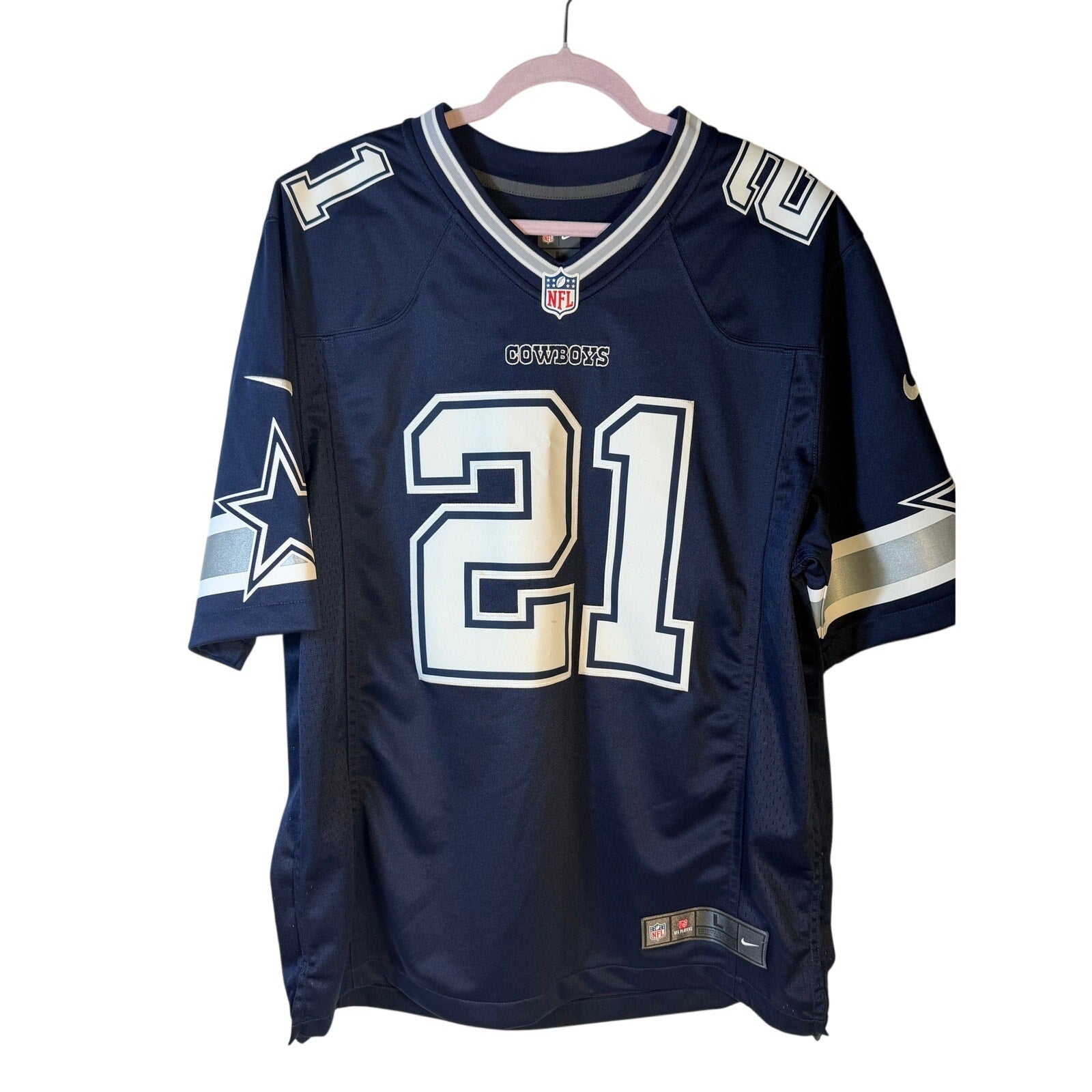 Nike Dallas Cowboys Ezekiel Elliott #21 NFL game jersey, men's large navy with team logo and player number.