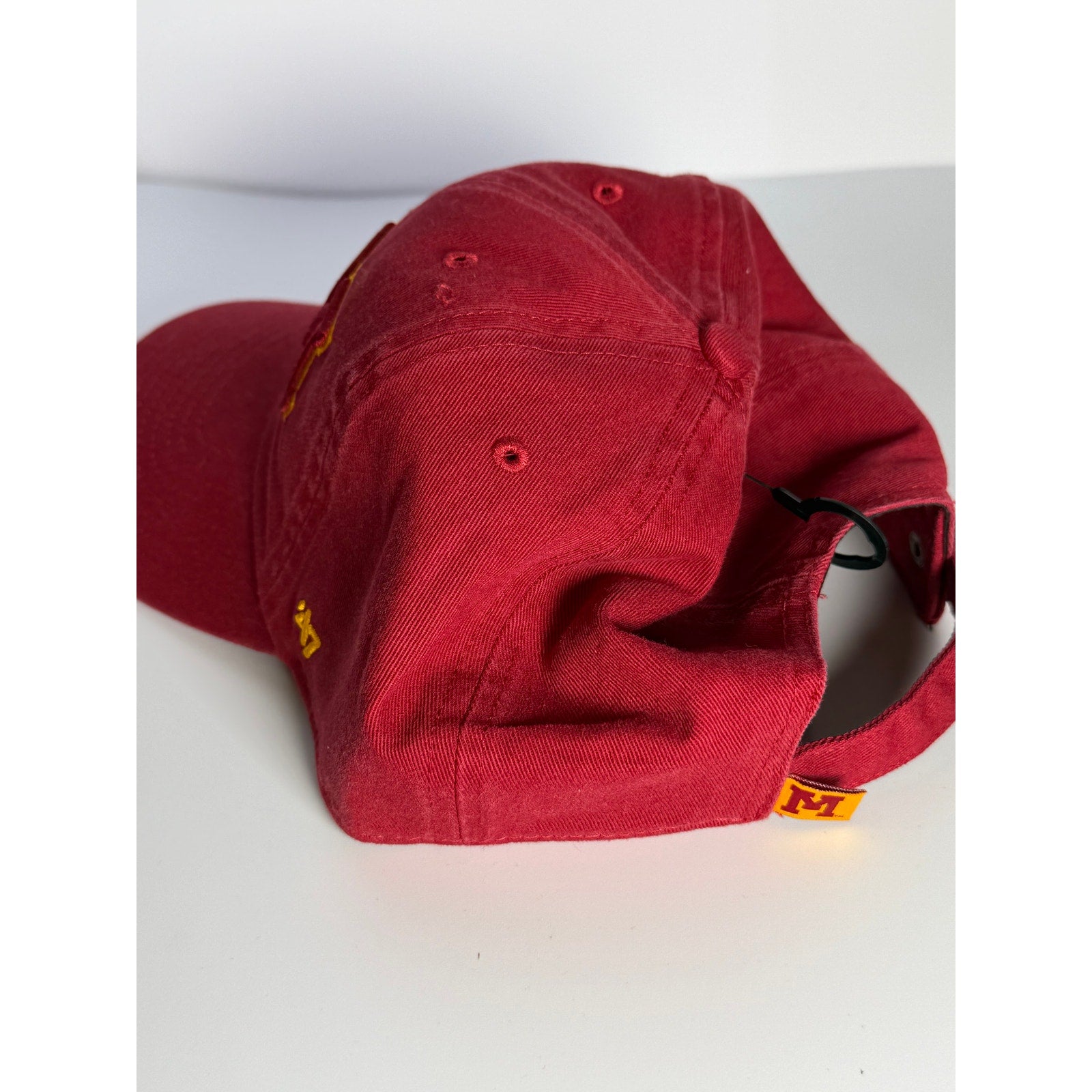 Maroon and gold adjustable '47 U of M University of Minnesota dad hat with embroidered logo, OSFM size.