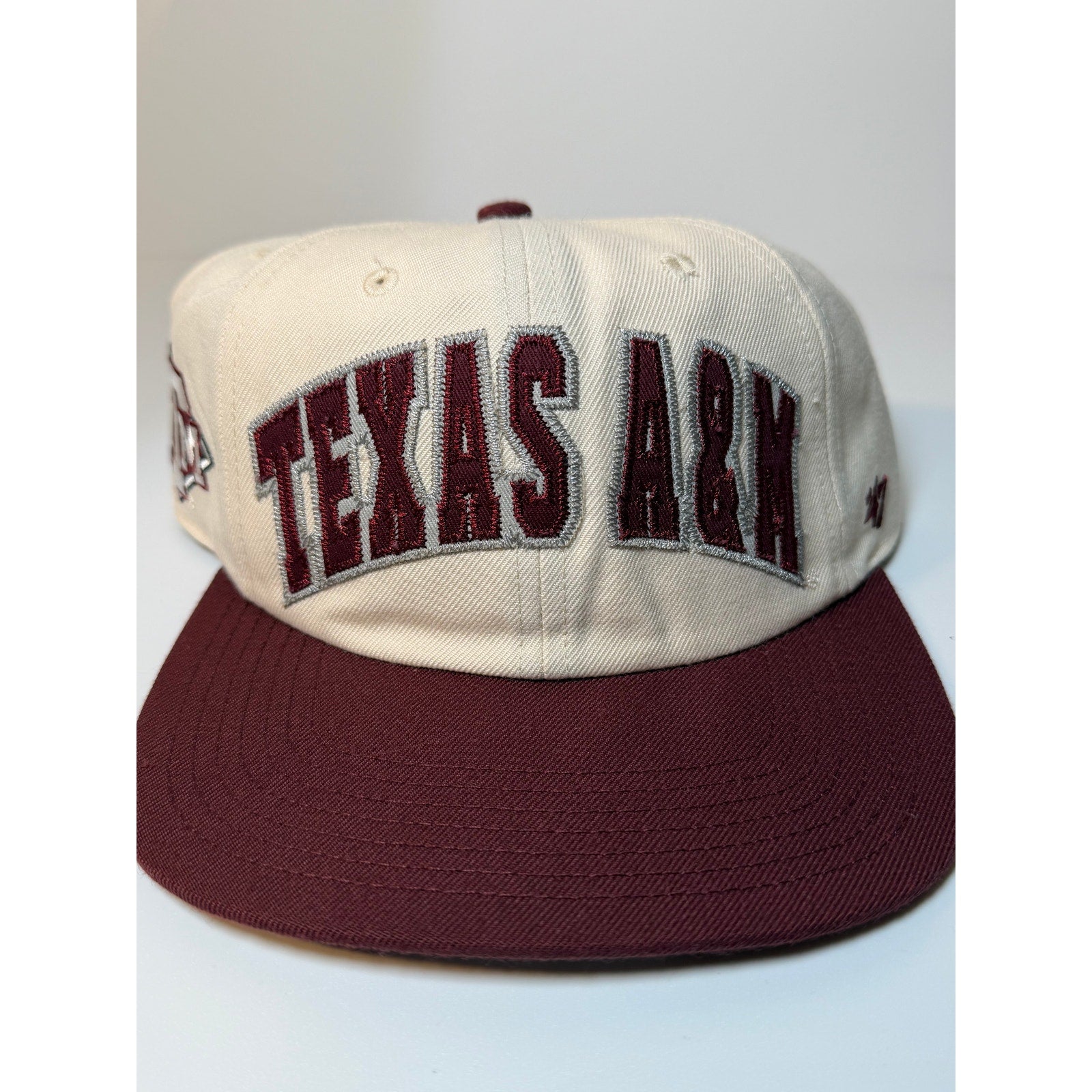 47 Brand Texas A&M Aggies snapback hat in cream and maroon with adjustable strap and embroidered team logo.