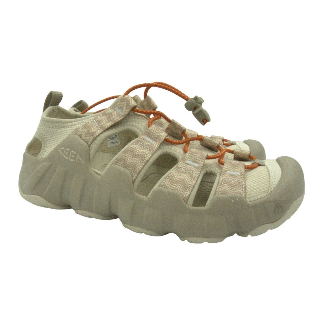 Keen Whisper women's closed-toe hiking sandals in US 8.5, featuring durable straps and rugged soles for outdoor walking.