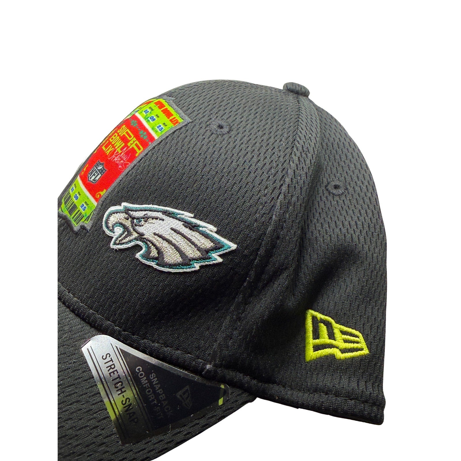 New Era Super Bowl LIX Chiefs Eagles 9FORTY black stretch-snap hat with team logos and adjustable strap.