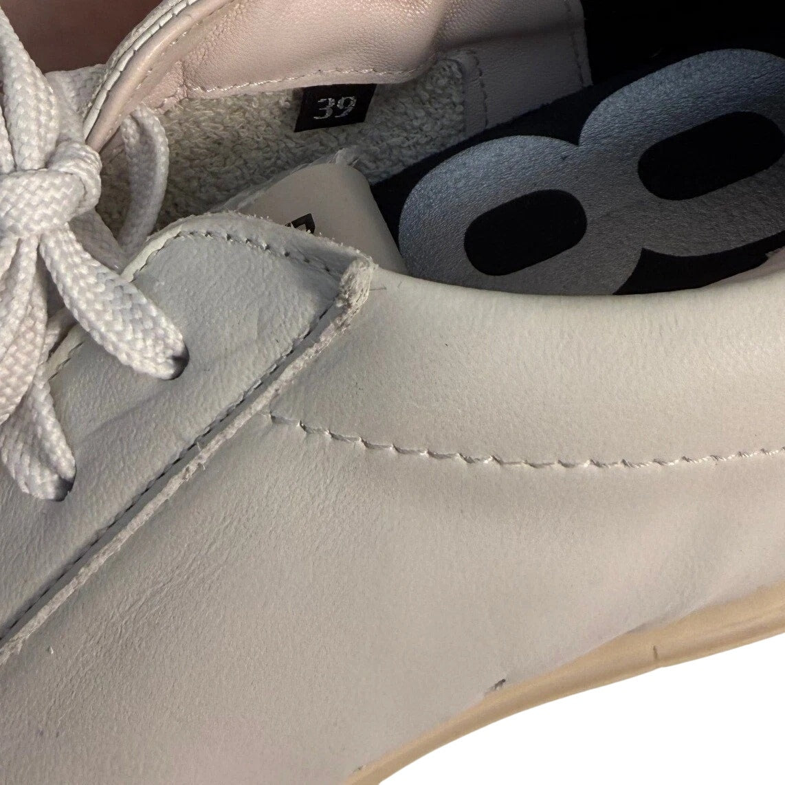 P448 John Low Leather Sneakers 8.5W US 39EU