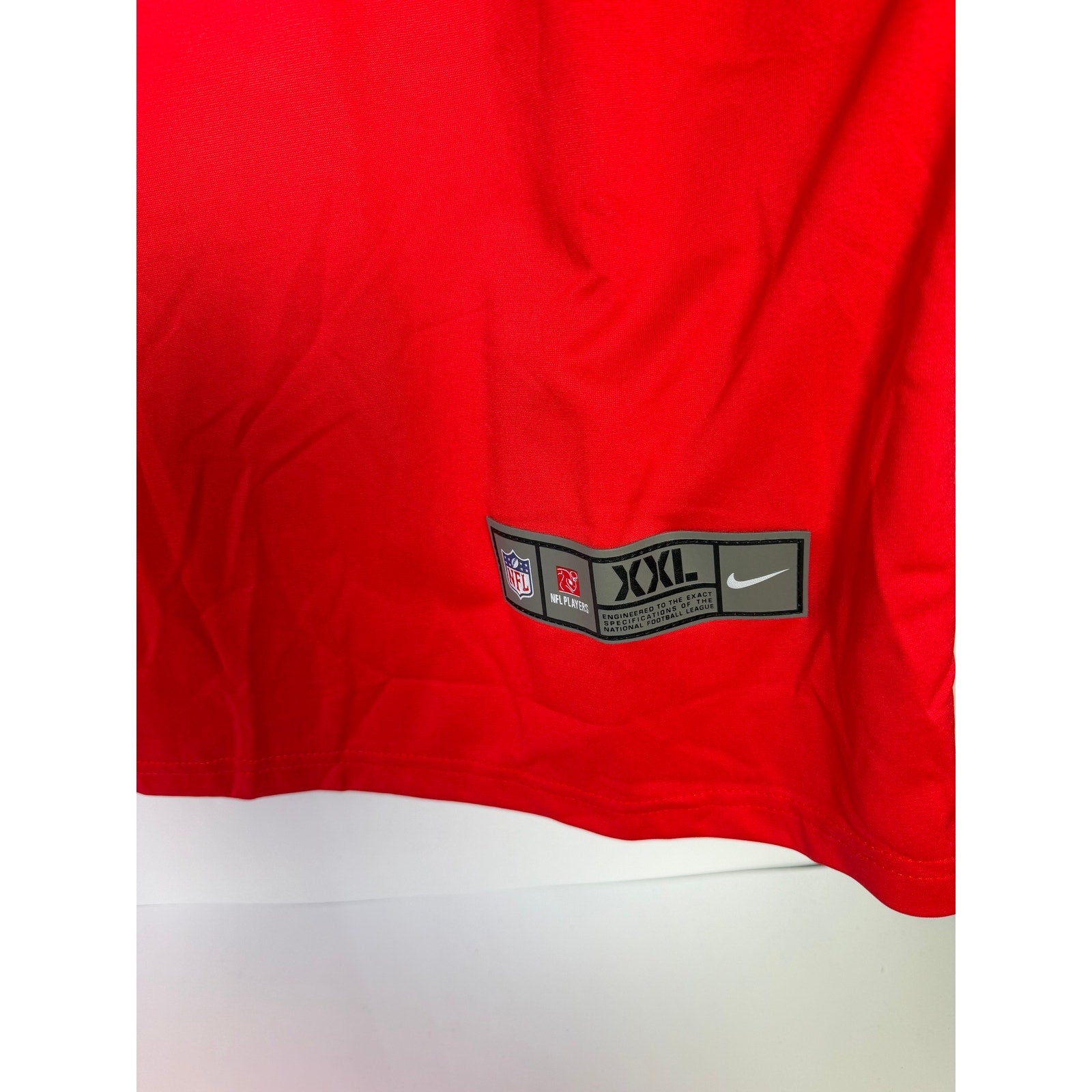Nike NFL Kansas City Chiefs Patrick Mahomes #15 men's on-field jersey in size XXL, featuring team logo and player name.