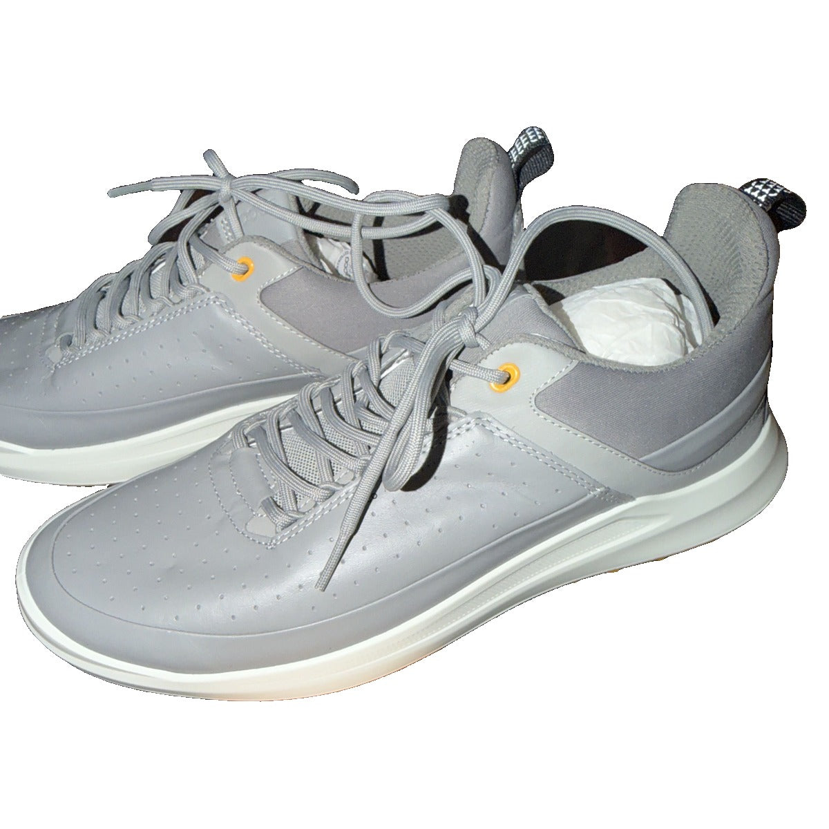 ECCO men's grey leather golf shoes with spikeless sole, size 8-8.5, new without box, stylish and comfortable for golf or casual wear.