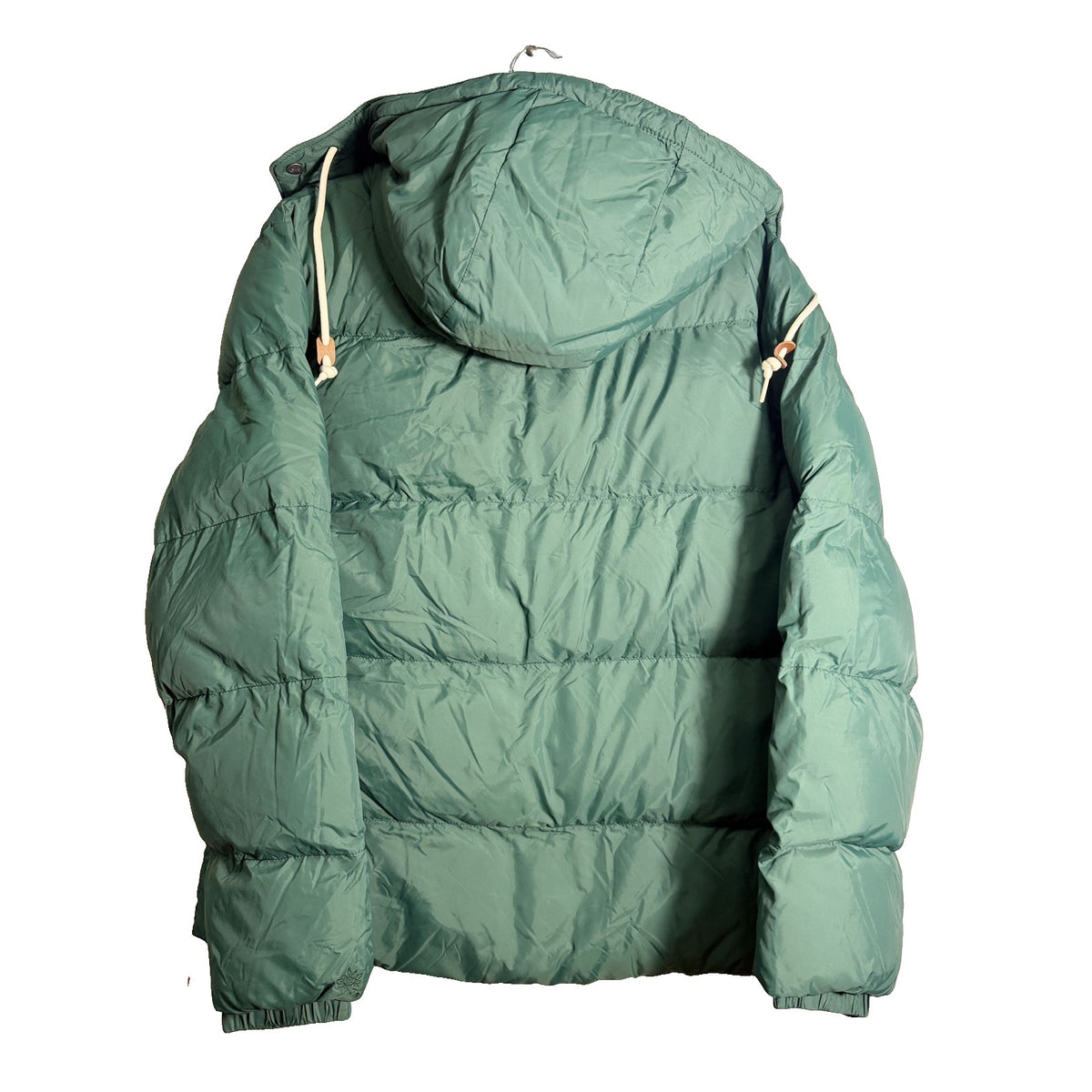 Alpine Design men's green hooded puffer jacket, size M, showing the insulated quilted design and front zipper.