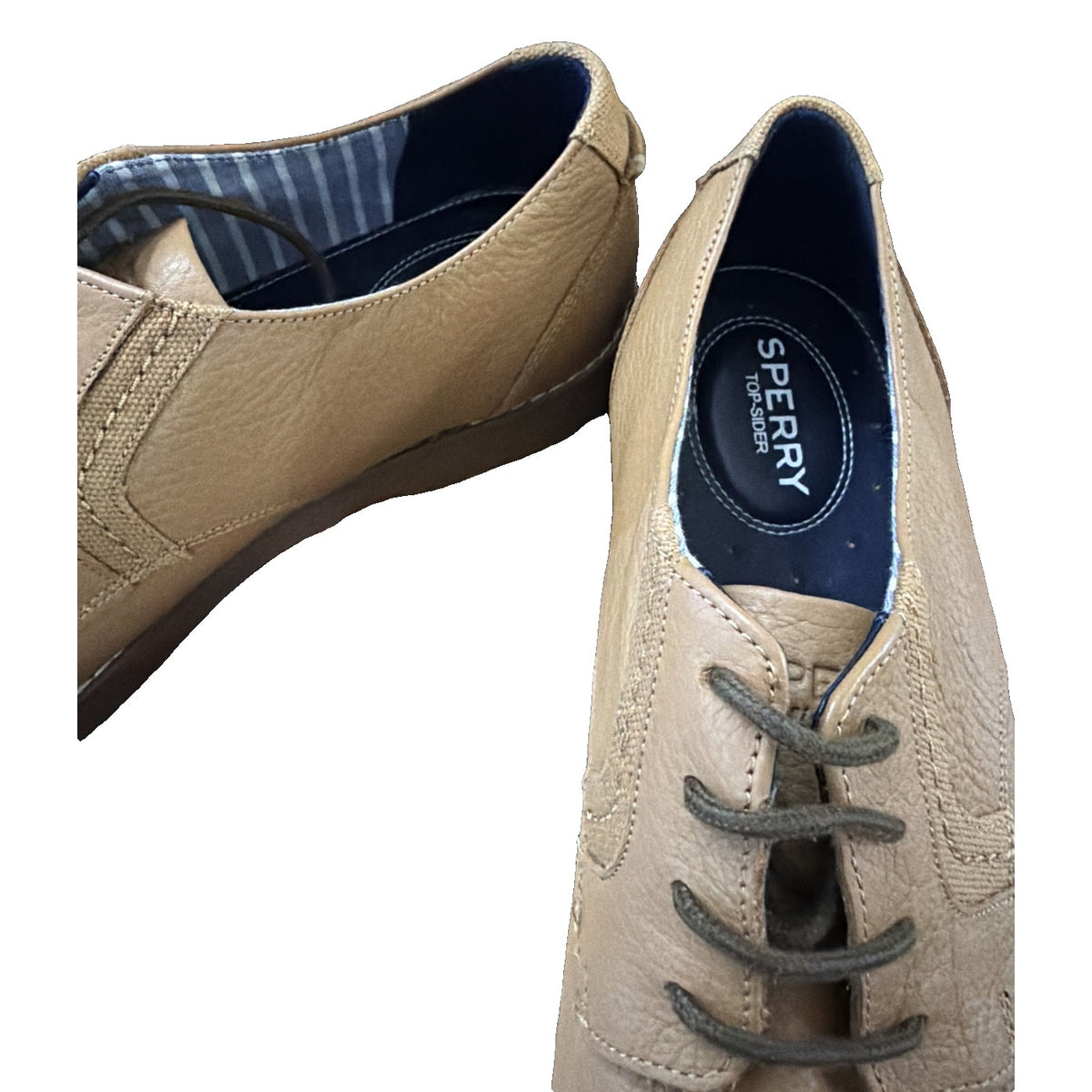 Men's Sperry Top-Sider plain toe oxford shoes in tan pebbled leather, size 11.5, new in box.