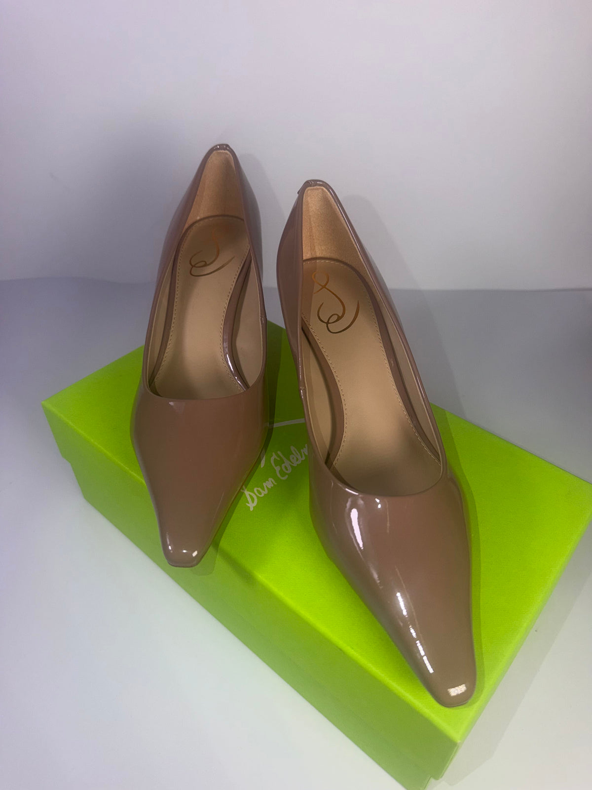 Sam Edelman Bianka patent kitten heel pumps in taupe, US 7, featuring a sleek design and pointed toe on a white background.