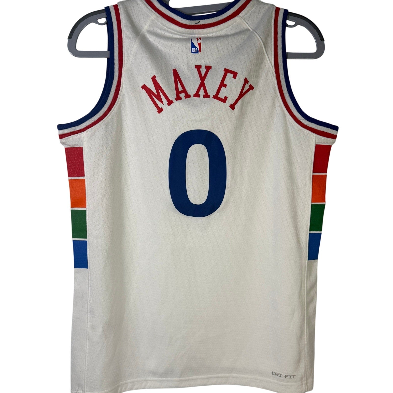 Nike NBA 76ers Tyrese Maxey #0 City Edition Swingman Jersey Men M White NWT