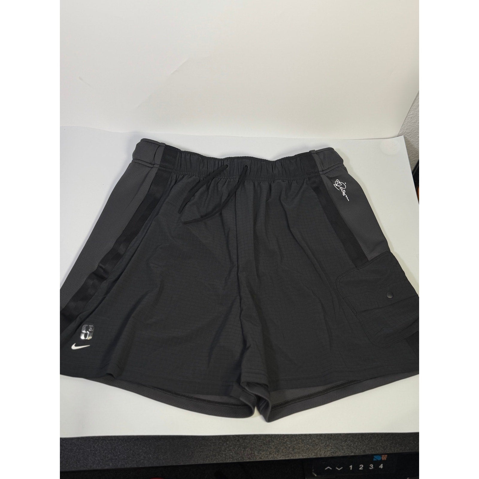 Nike Crossover Women’s Dri-FIT 5-inch basketball shorts in black, showing lightweight fabric and athletic fit for active wear.