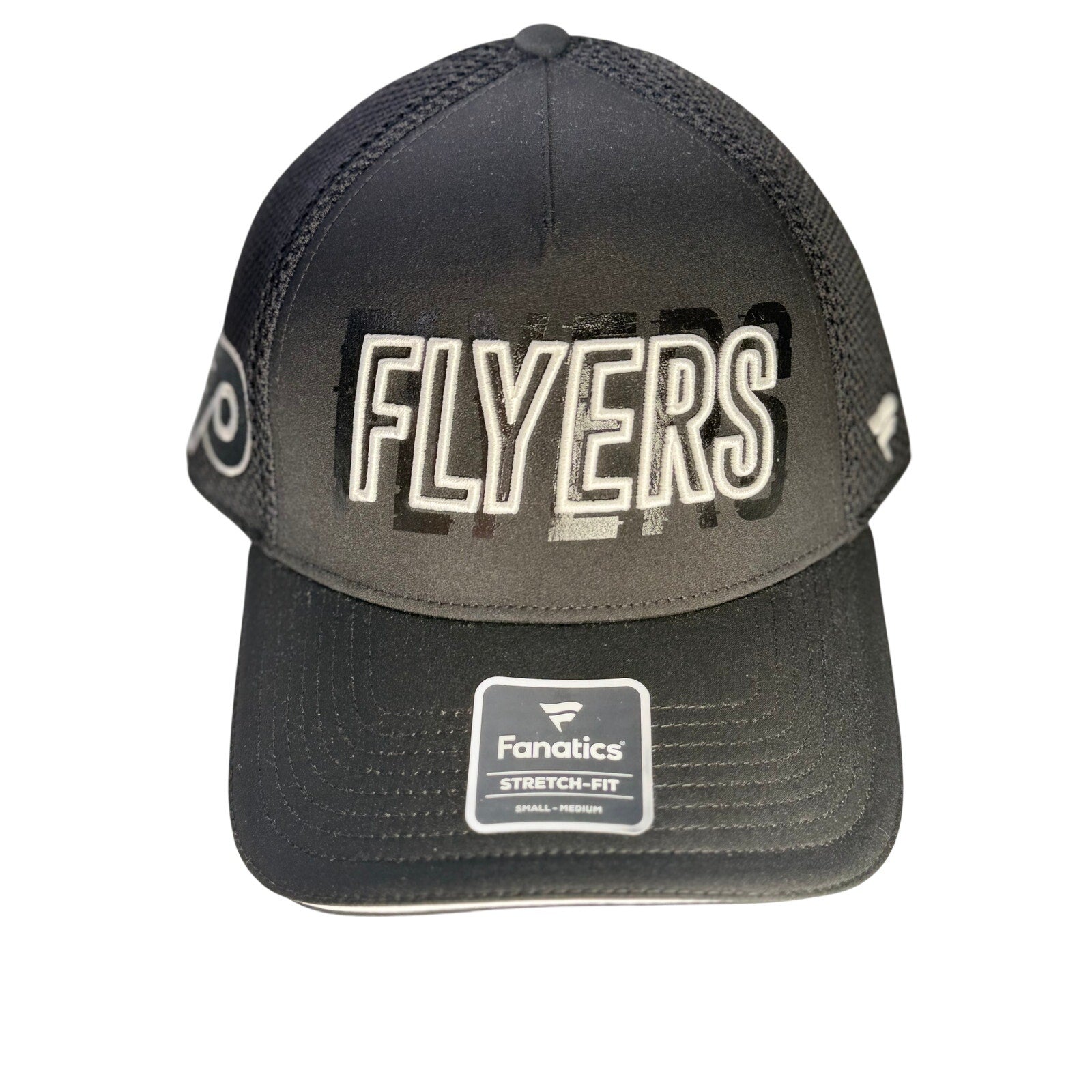 Fanatics Philadelphia Flyers authentic black stretch fit hat, S/M size, featuring team logo and detailed embroidery.