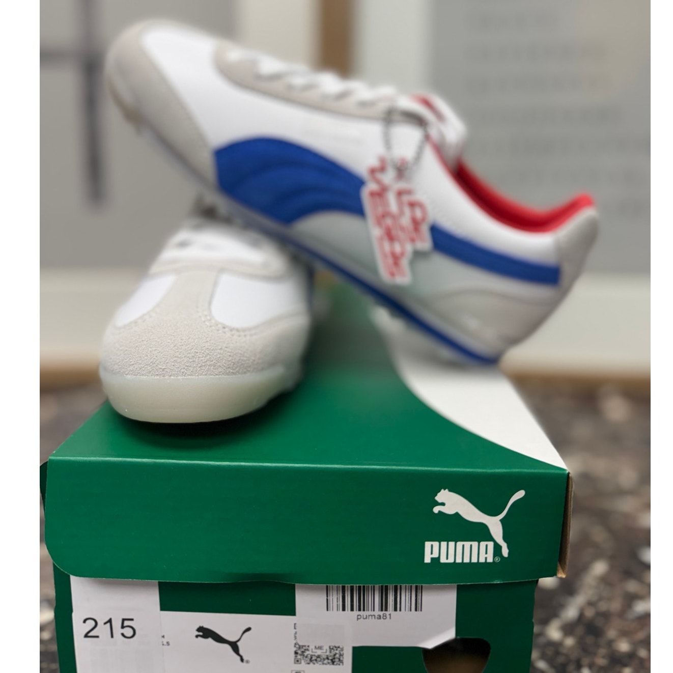 PUMA Arizona Club Flagship WNS “Las Vegas” limited edition sneakers for women, size 8, featuring a stylish design and branding.