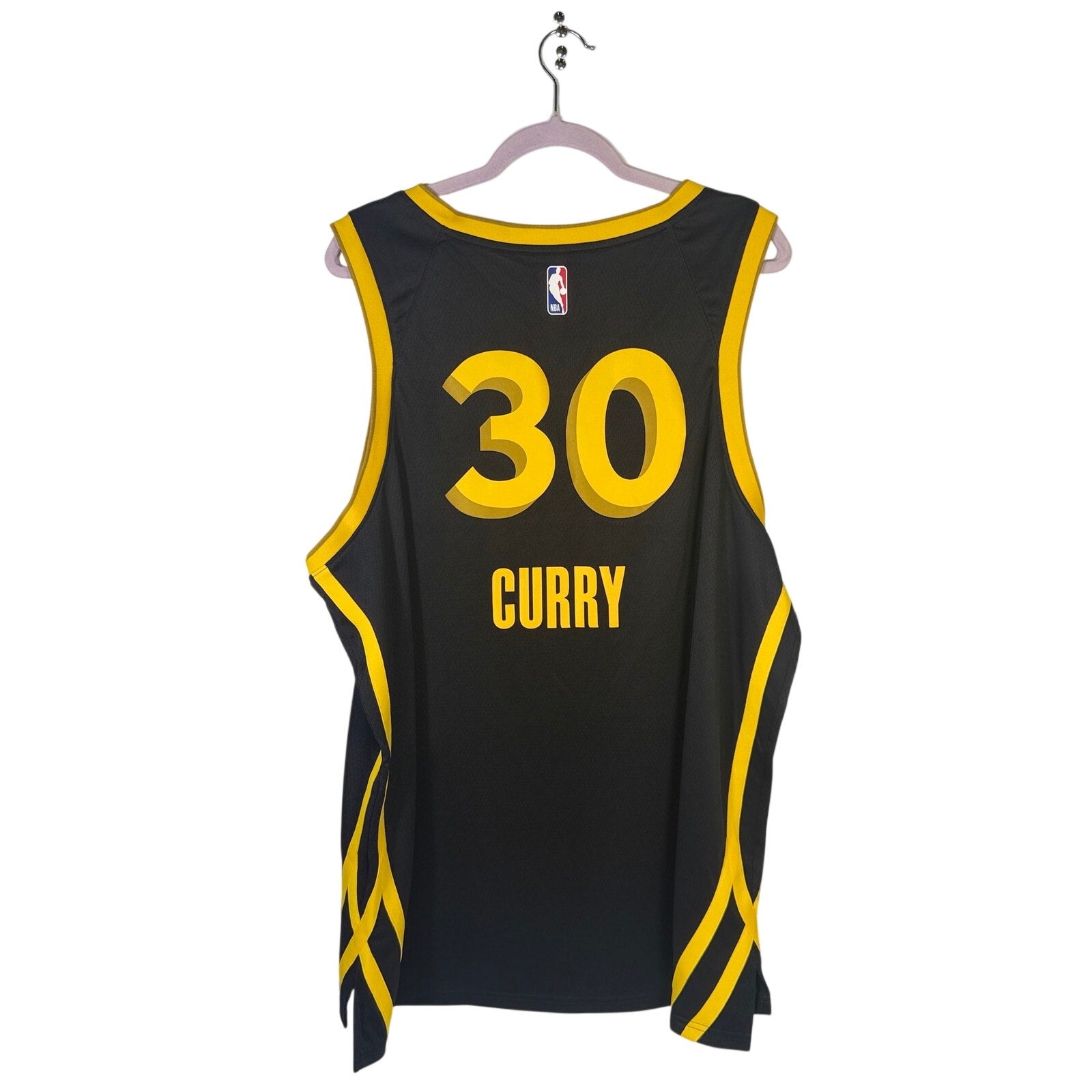 Nike Stephen Curry Golden State Warriors men's XXL black and yellow swingman basketball jersey with team logo and player name.