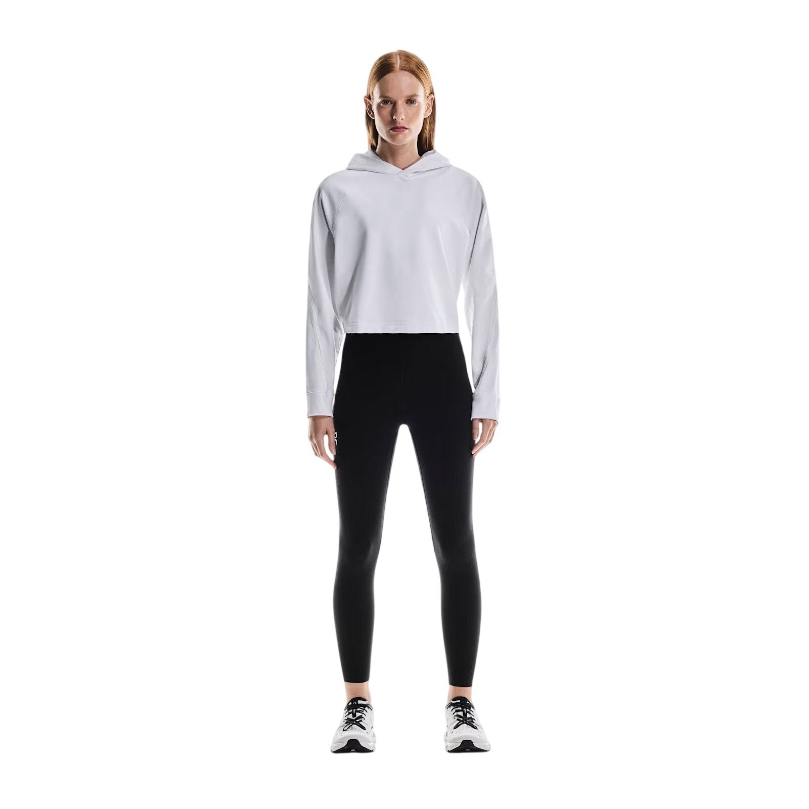 On Cloud Active tights for women in large size, black leggings with a sleek, fitted design for active wear.