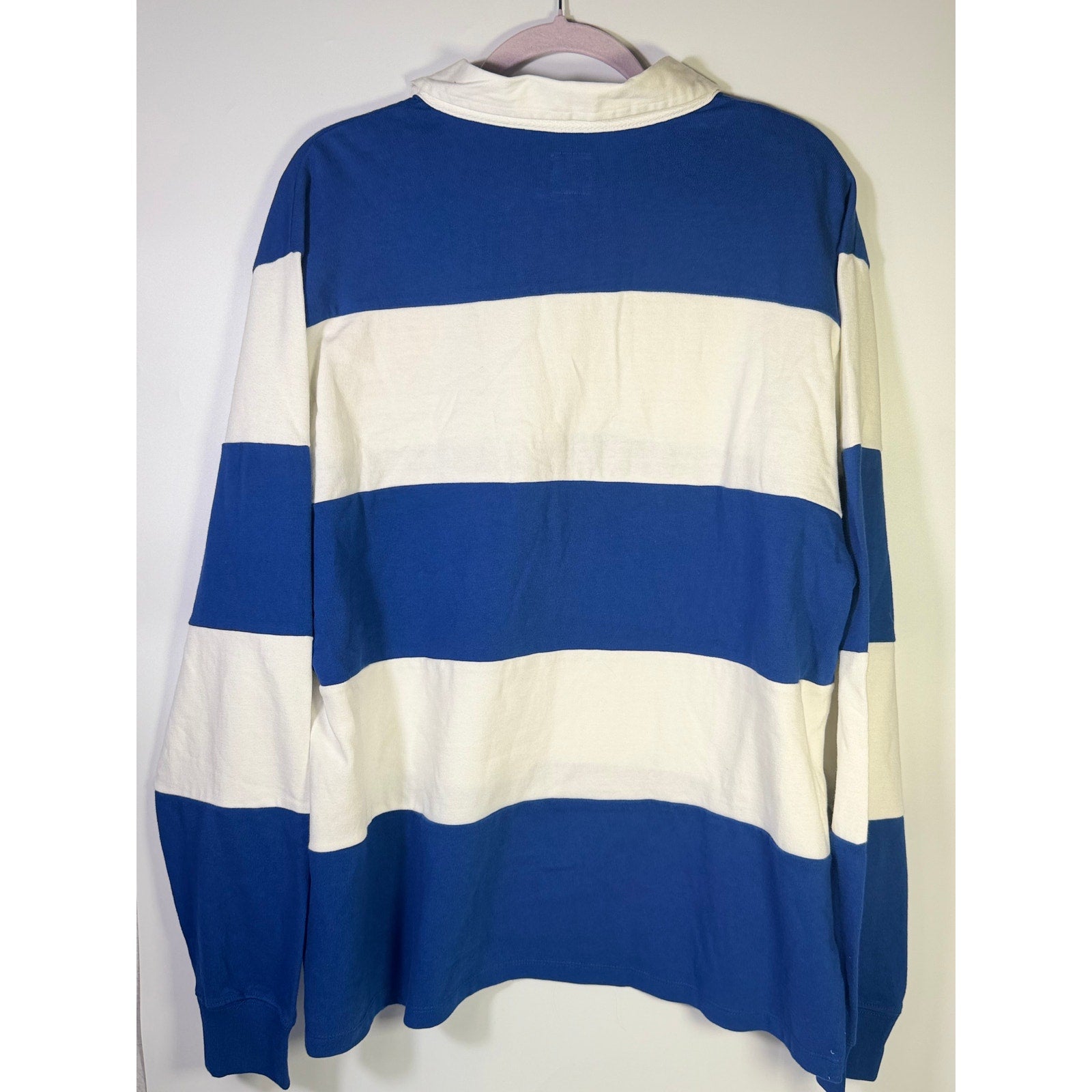 Blue and white striped New York Giants rugby shirt by 47 Brand, long sleeve men's XL, new with tags.