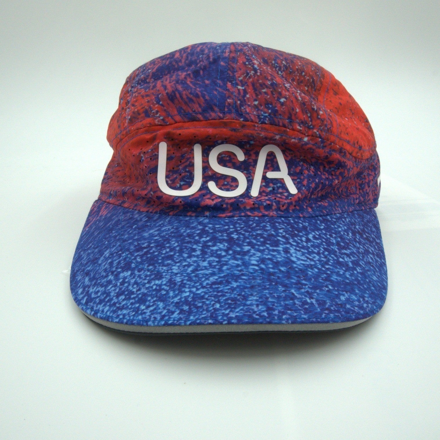 Nike unisex "USA" Tailwind cap in red, white, and blue with Nike logo, adjustable L/XL hat for adults.