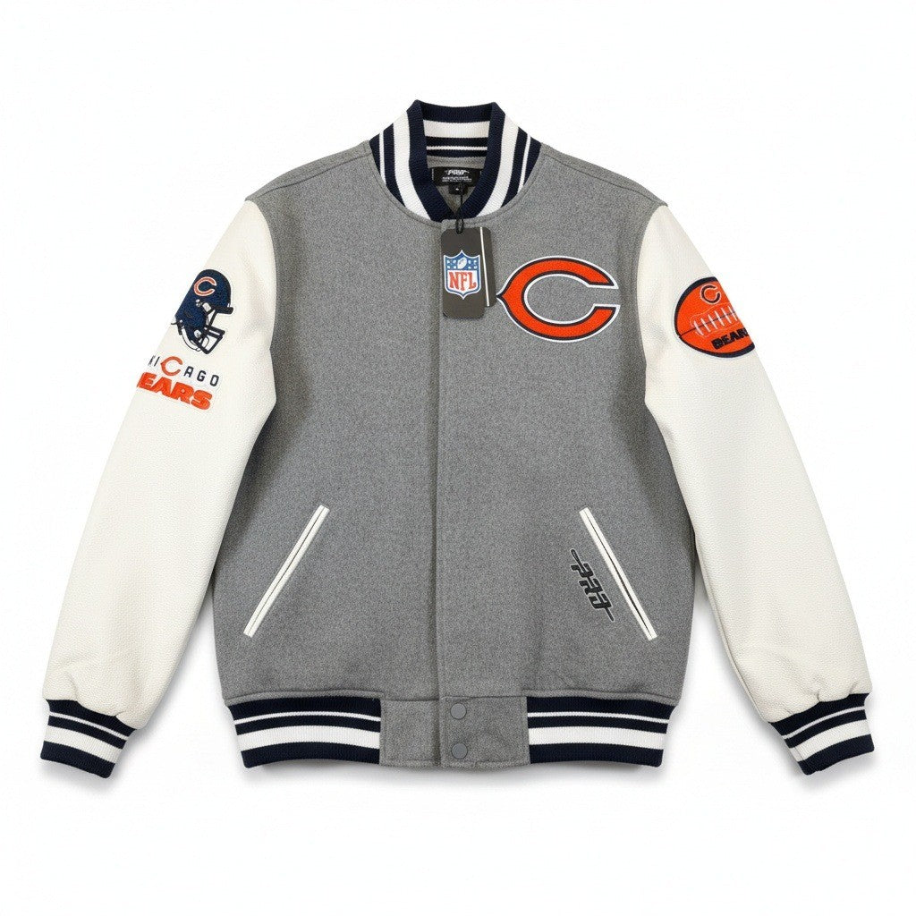 Men's Pro Standard Chicago Bears varsity jacket in medium, featuring team logo and classic varsity design with contrasting sleeves.