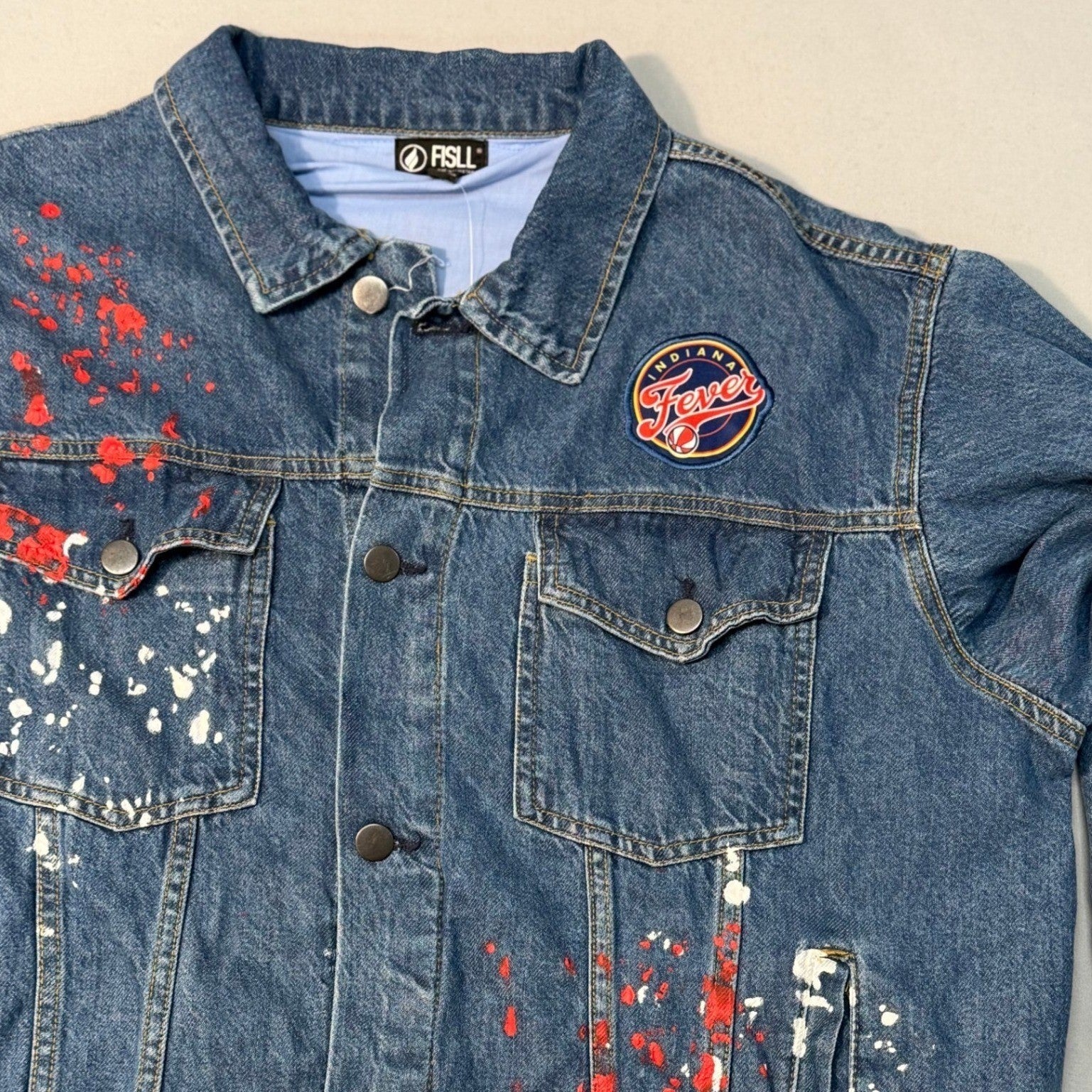 Indiana Fever Caitlin Clark #22 custom denim jacket by Fisll, featuring team logo and stylish trucker design, size XL.