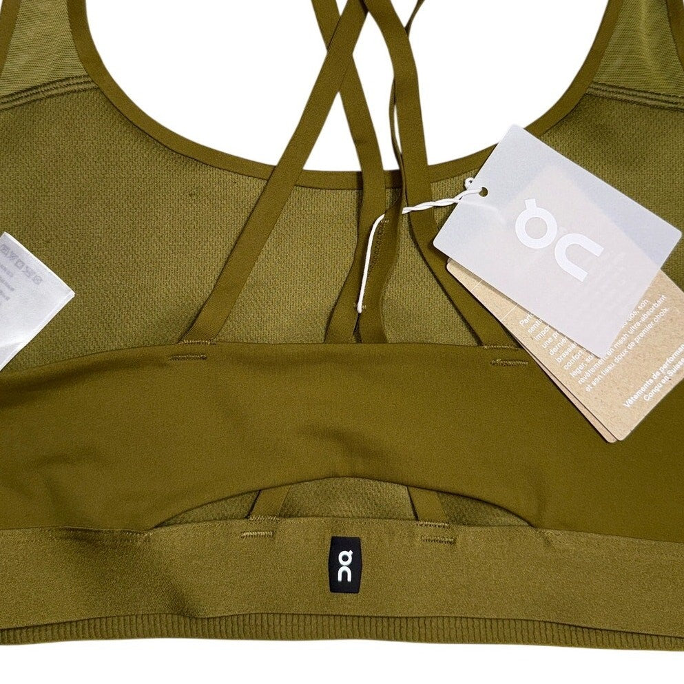 On Running Movement Performance Sports Bra in Hunter Green, women's XL, featuring supportive design and athletic fit by Oncloud.