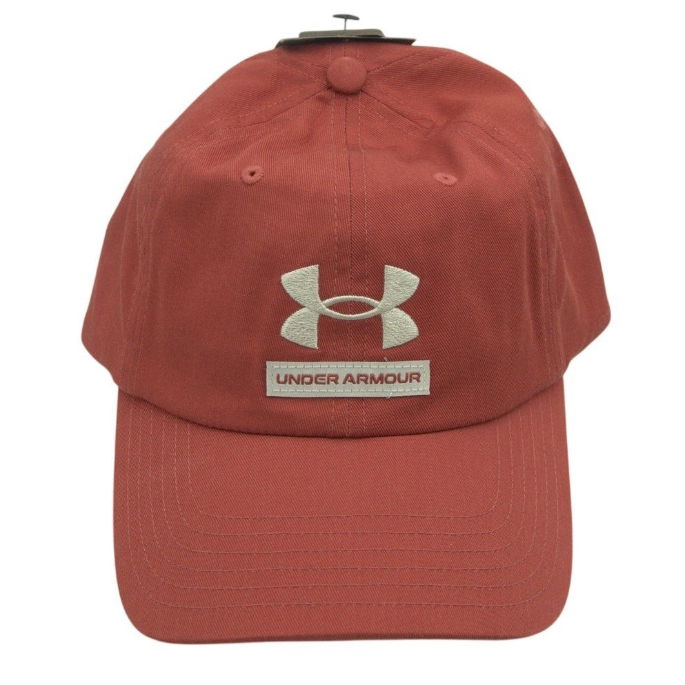 Under Armour UA Free Fit adjustable OSFA hat with curved brim and breathable fabric, in neutral color.
