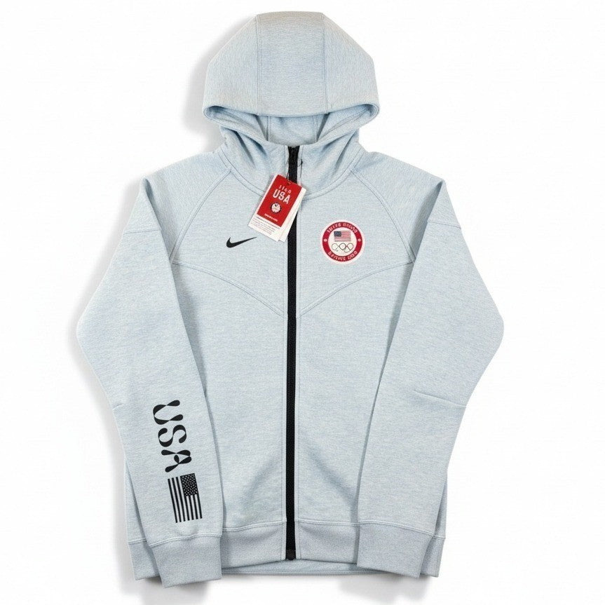 Nike Tech Fleece Windrunner Hoodie in Team USA Paralympic 2024 design, featuring Nike branding and a sporty, comfortable fit.