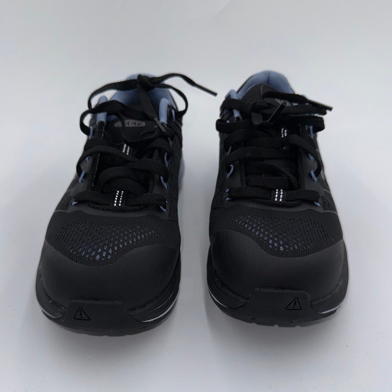 Keen Vista Energy Hydrangea women's athletic shoes in size 6.5W, featuring a sleek design and breathable fabric.