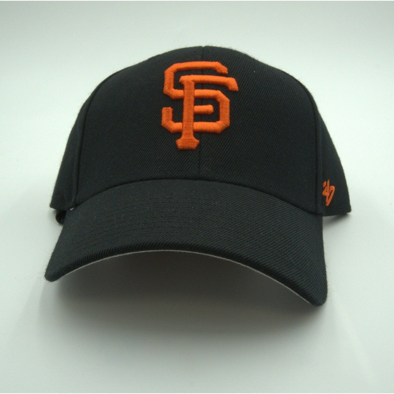 New 47 Brand San Francisco Giants Clean Up adjustable hat with SF logo, featuring a classic cap design and collector condition.