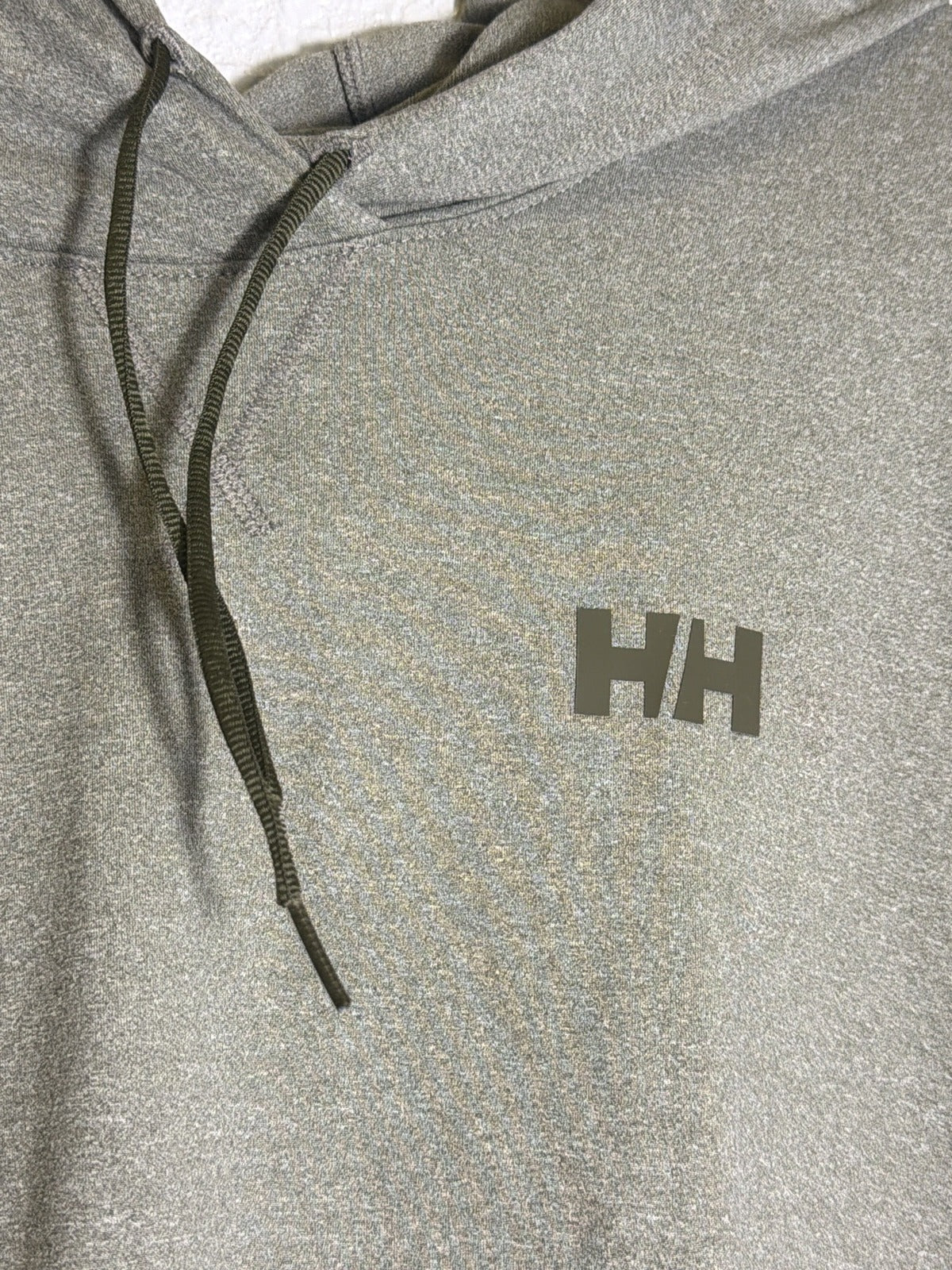 Helly Hansen Verglas Light Hoodie men's size XL in utility green, pullover sweatshirt with hood and front pocket.
