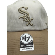 '47 Chicago White Sox Clean Up adjustable hat in bone tan with team logo, MLB official merchandise, on a plain background