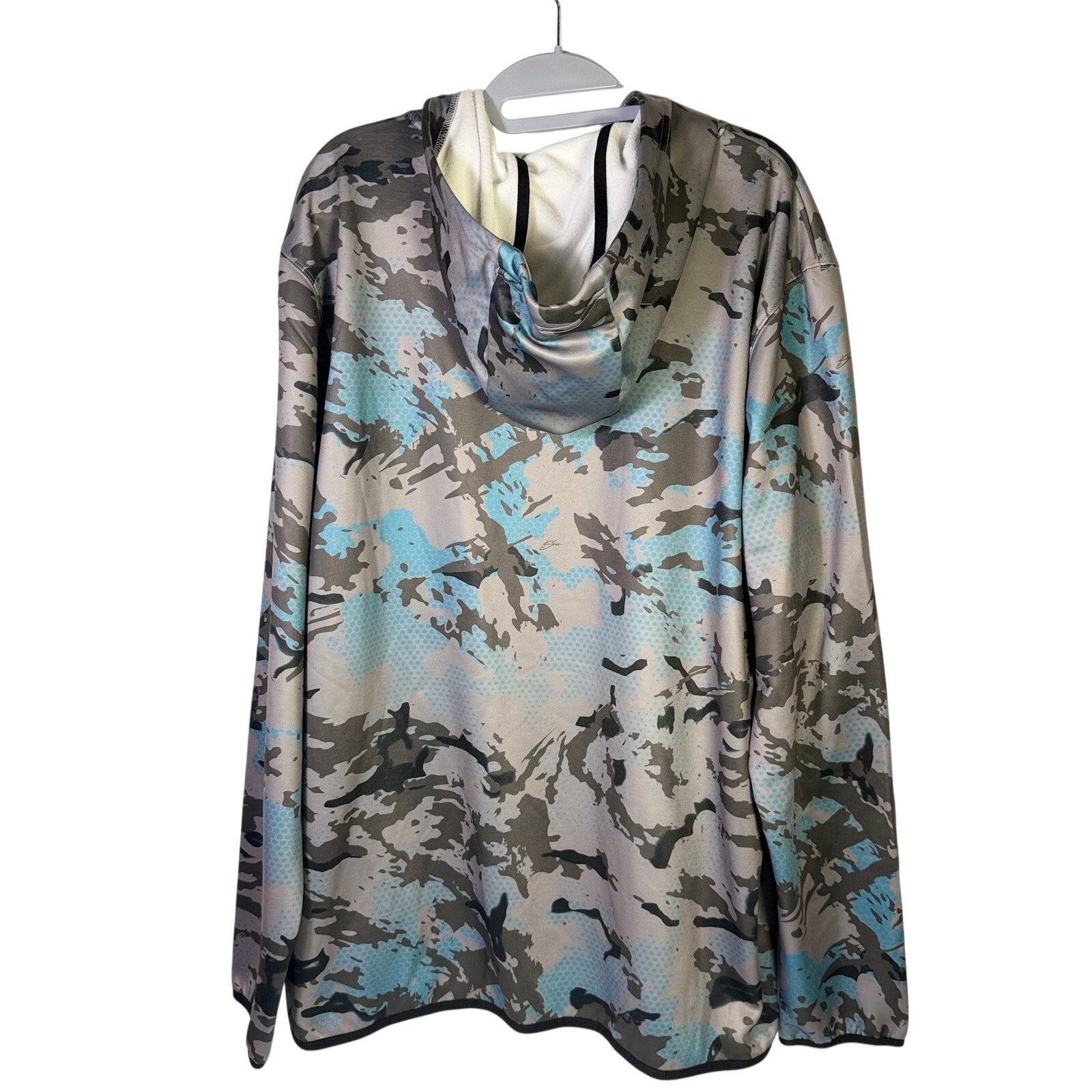 Hulk Men’s Cold Front KC Camo fishing hoodie in gray blue, size XL, featuring camouflage pattern and front pocket.