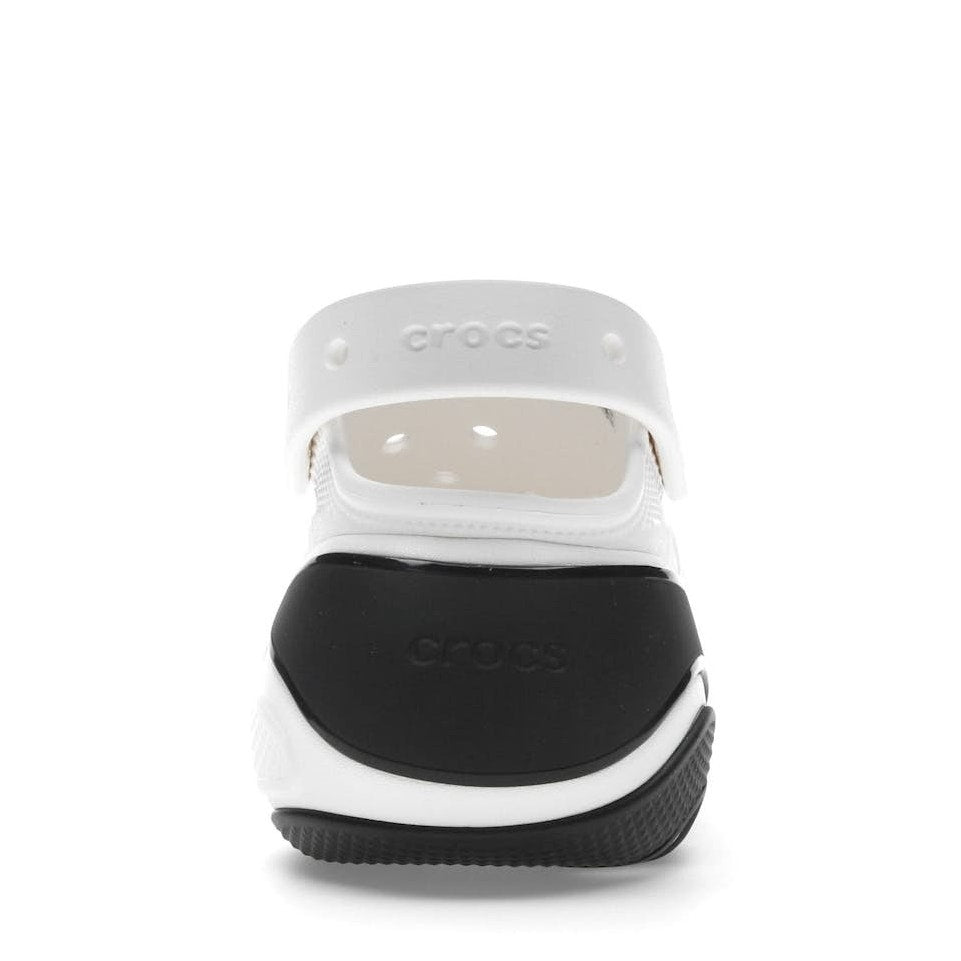 White Bubble Crush Crocs platform sandals for women’s size 10 and men’s size 8, featuring a chunky sole and cushioned design.