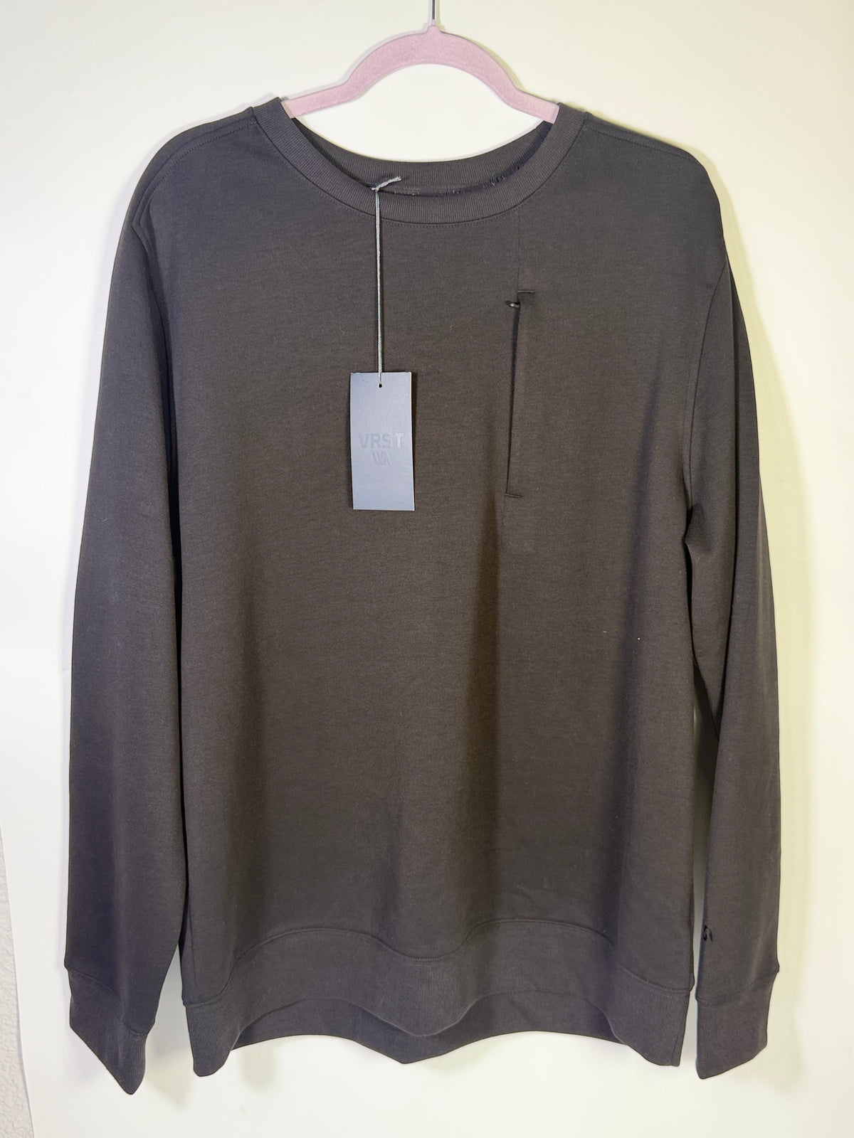 Men's VRST Tech Fleece Crewneck Sweatshirt in grey and black, XXL, showing a comfortable, casual fit and soft fleece fabric.