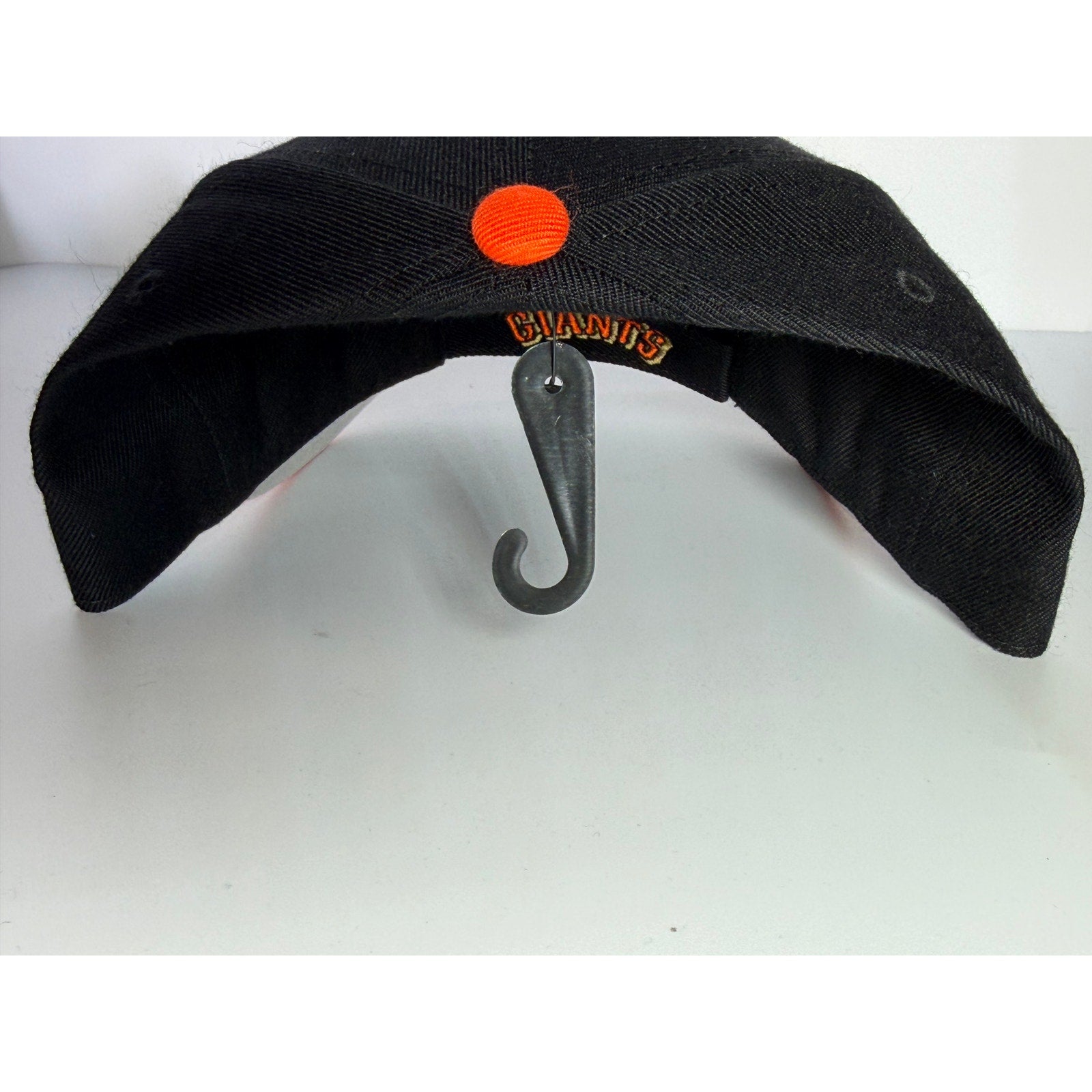 '47 Brand San Francisco Giants black and orange MVP adjustable MLB baseball hat, OSFM fit, new with tags.