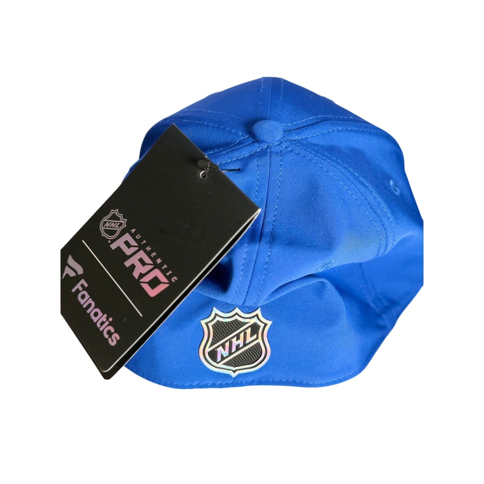 Fanatics New York Islanders authentic pro stretch fit hat in blue, M/L size, featuring team logo and adjustable design.