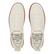 Everlane the Tread-Bare women's cream low-top casual sneakers size 9, showing clean design and minimalist style.