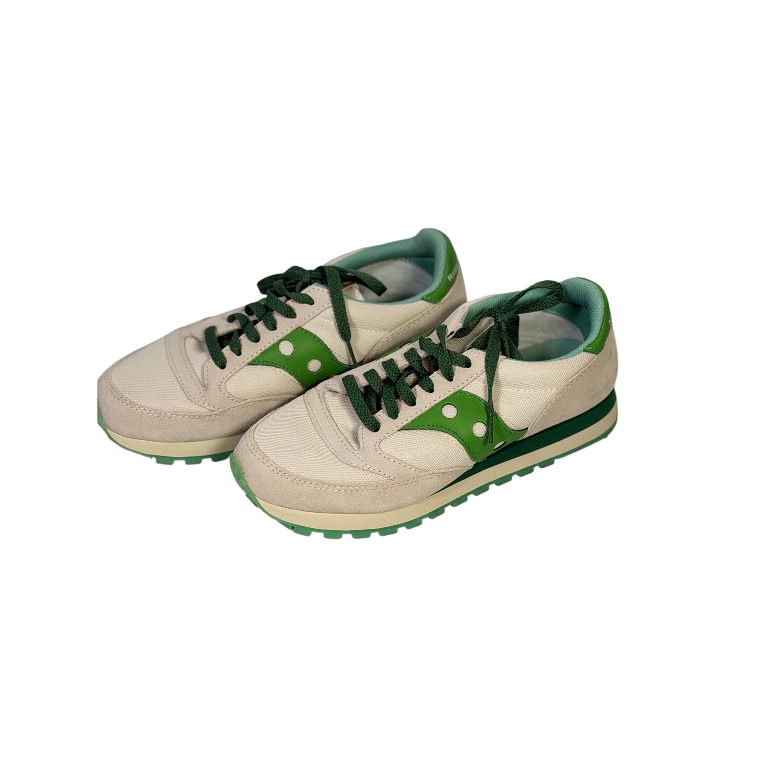 Saucony Jazz Triple women's white and green athletic sneakers with platform sole, size 7.5, pre-owned, shown from side view.
