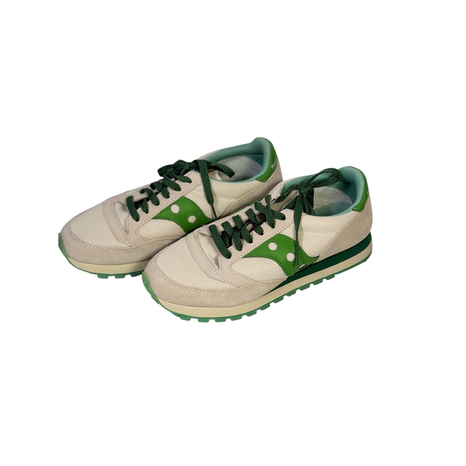 Pre-owned Saucony Jazz Triple women's athletic sneakers in white and green with platform soles, size 7.5.