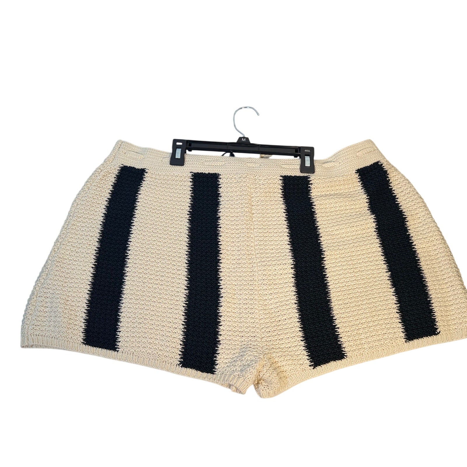 Cream and navy striped cotton linen Polo Ralph Lauren men's knit shorts with pockets, size XL, laid flat.