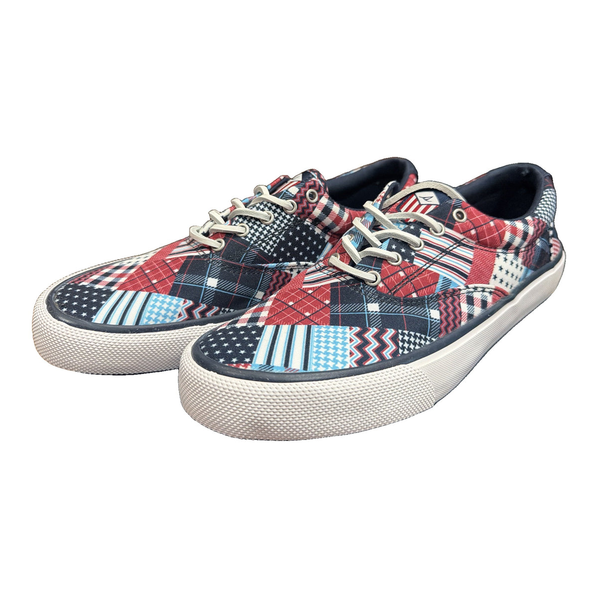 Sperry men's patchwork canvas lace-up sneakers in USA blue multi with white soles, size 9, new in box.