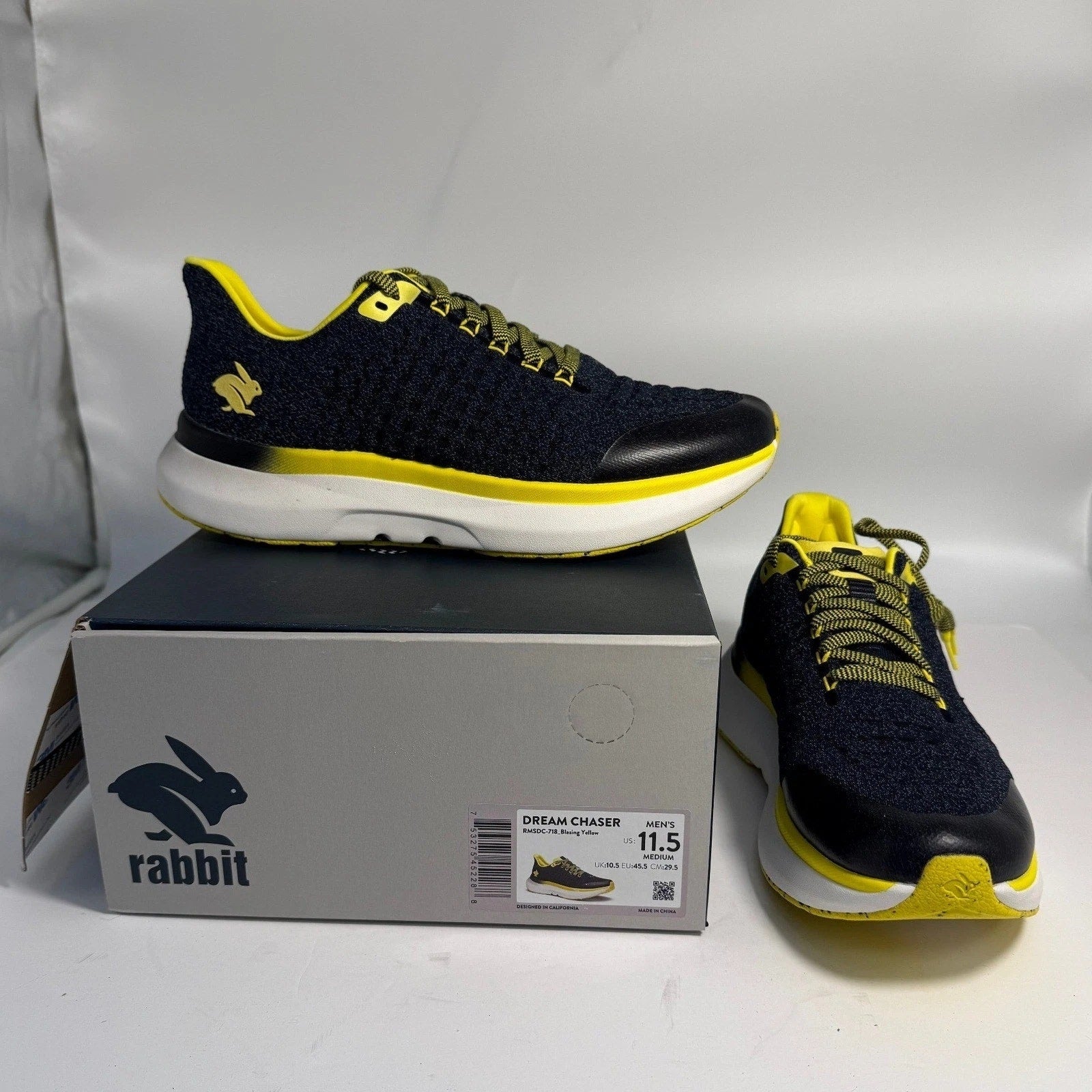 NEW/NWT Rabbit Dream Chaser Running Shoes Black Yellow Men's 11.5 Lightweight