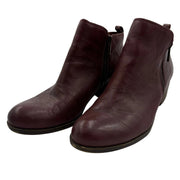 Lucky Brand Basel Burgundy Leather Ankle Booties Side Zip Stacked Heel | Size 9