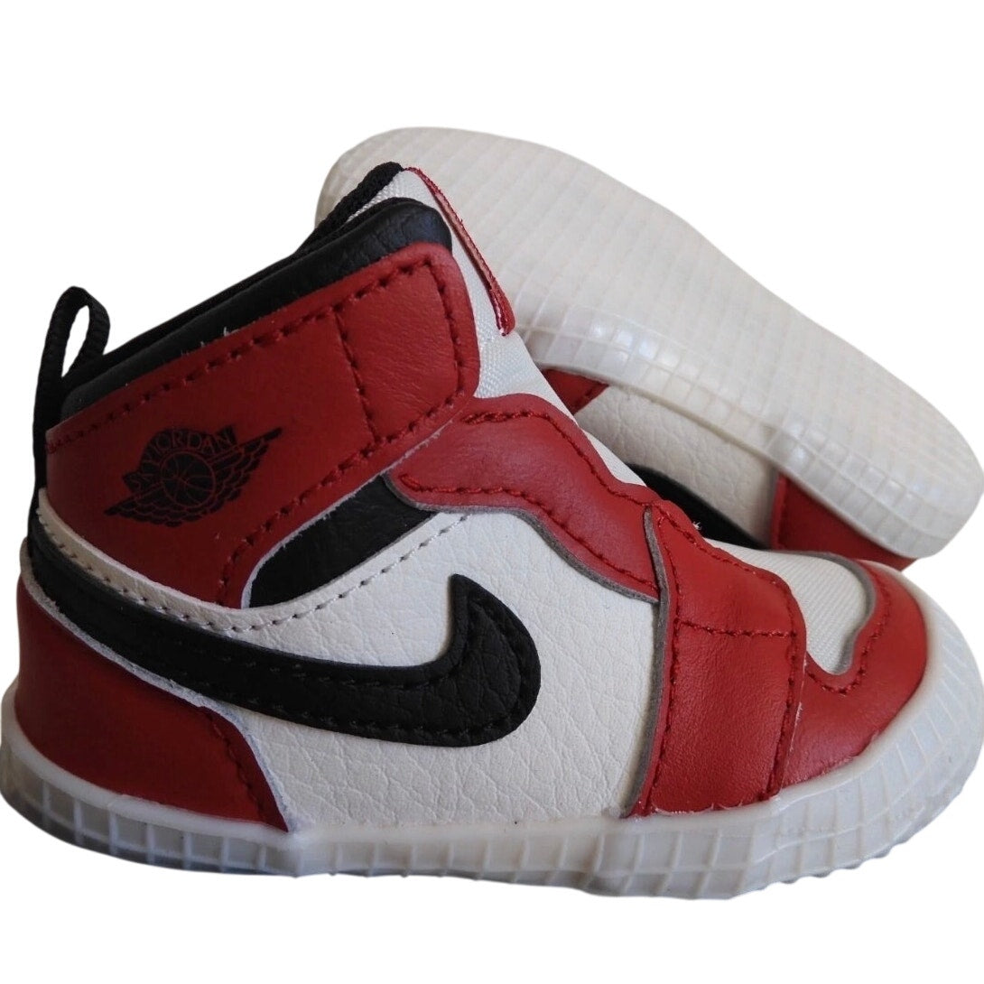 Nike Air Jordan 1 Retro High OG “Lost & Found” Chicago infant crib booties, size 3C, featuring classic red and white sneaker design.