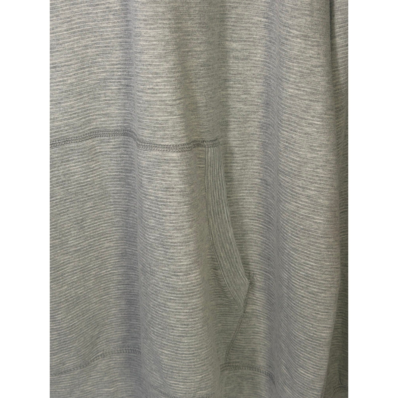 Gray Colosseum UCF Knights men's XXL quarter-zip hoodie with tags, featuring team logo and comfortable pullover design.
