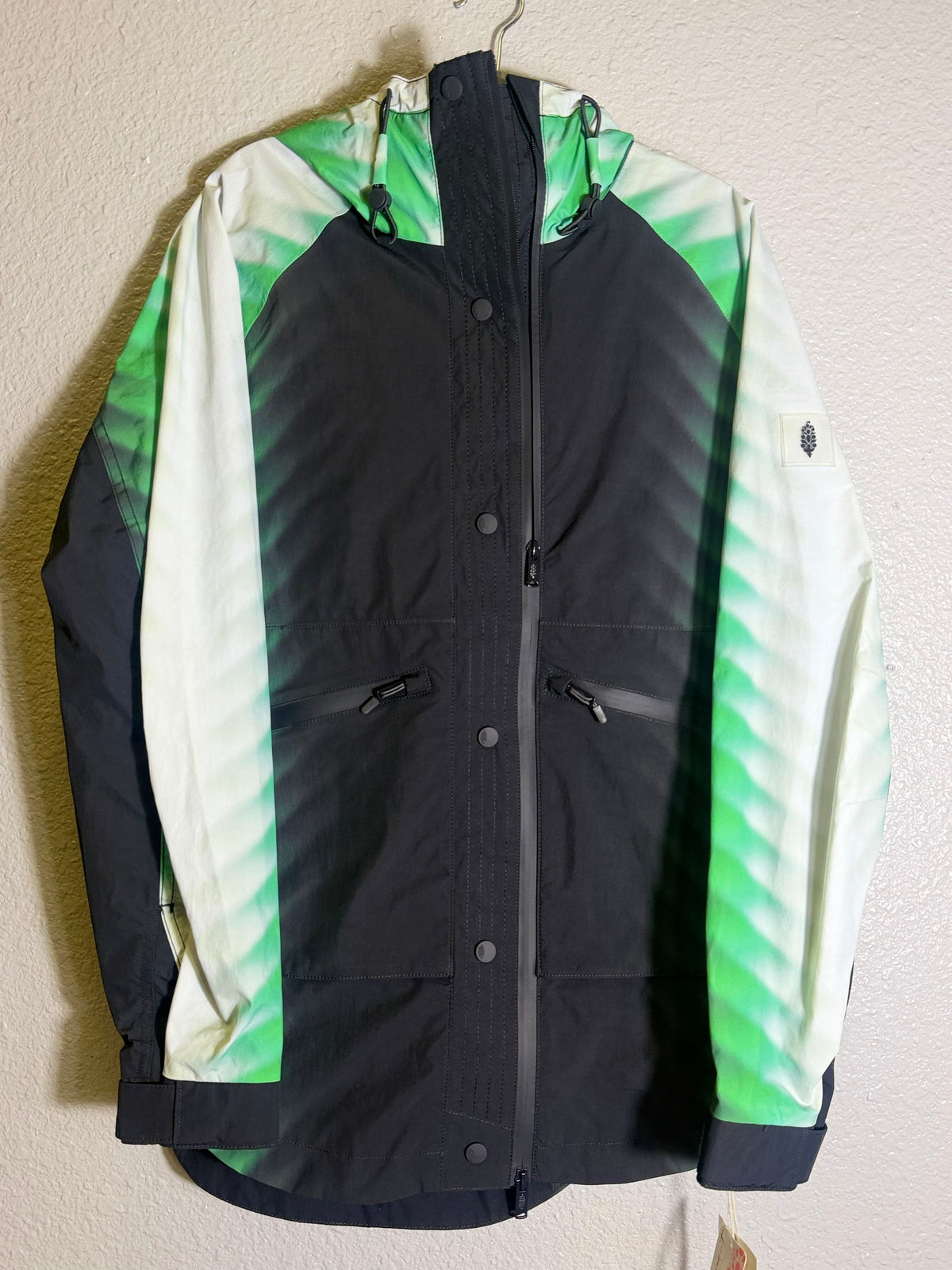 Women's green and black FP Movement Alien Combo hooded anorak jacket, XS size, lightweight outdoor jacket with hood.