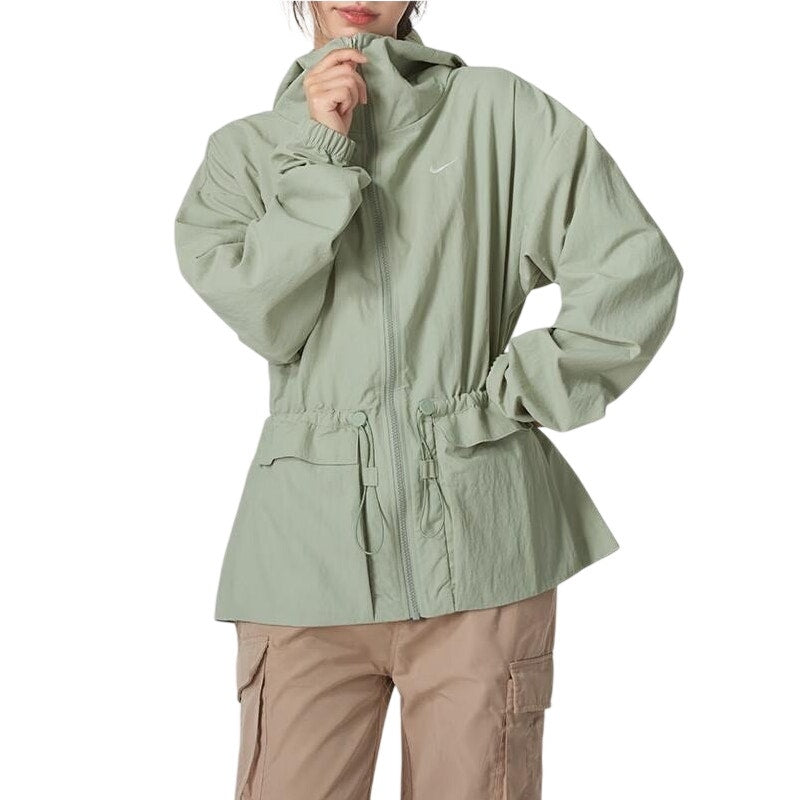 Nike Women’s Everything Oversized Hooded Windbreaker Jacket Size Medium