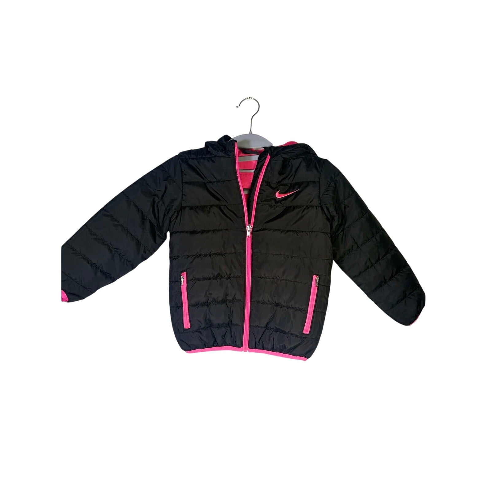 Nike toddler girls' black and pink hooded puffer jacket in size 4T, featuring a cozy design and brand logo.